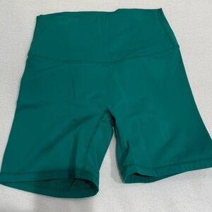 Paradise Biker Shorts Paragon